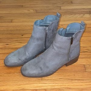 JustFab Diya Ankle Boots Size 9